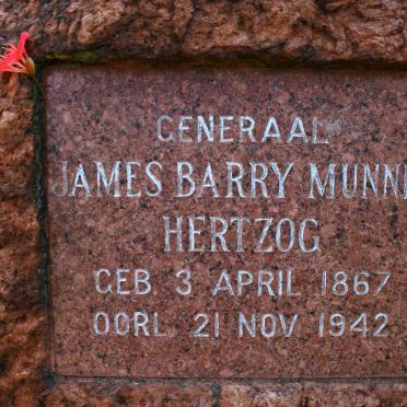HERTZOG James Barry Munnik 1867-1942 