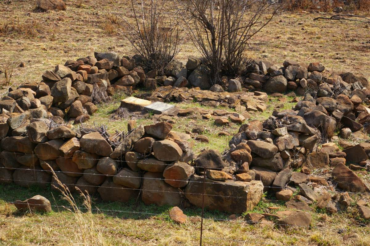 1. Overview on Voortrekker Graves Cemetery in 2006