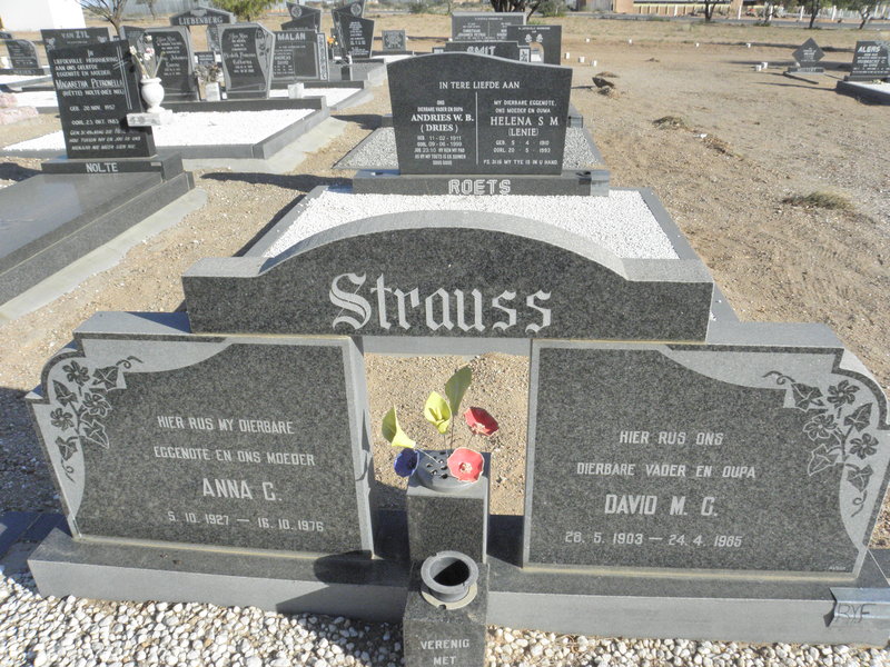 STRAUSS David M.G. 1903-1985 &amp; Anna C. 1927-1976