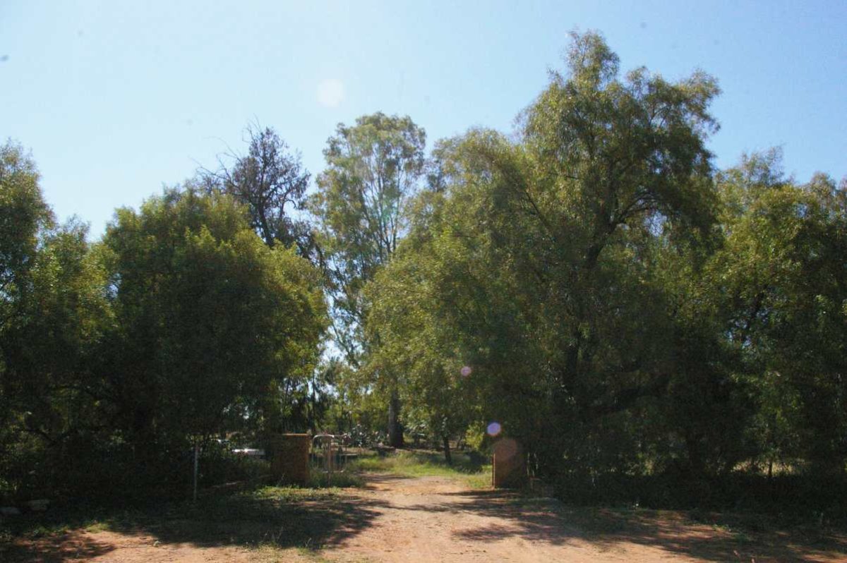 1. Ingang tot begraafplaas