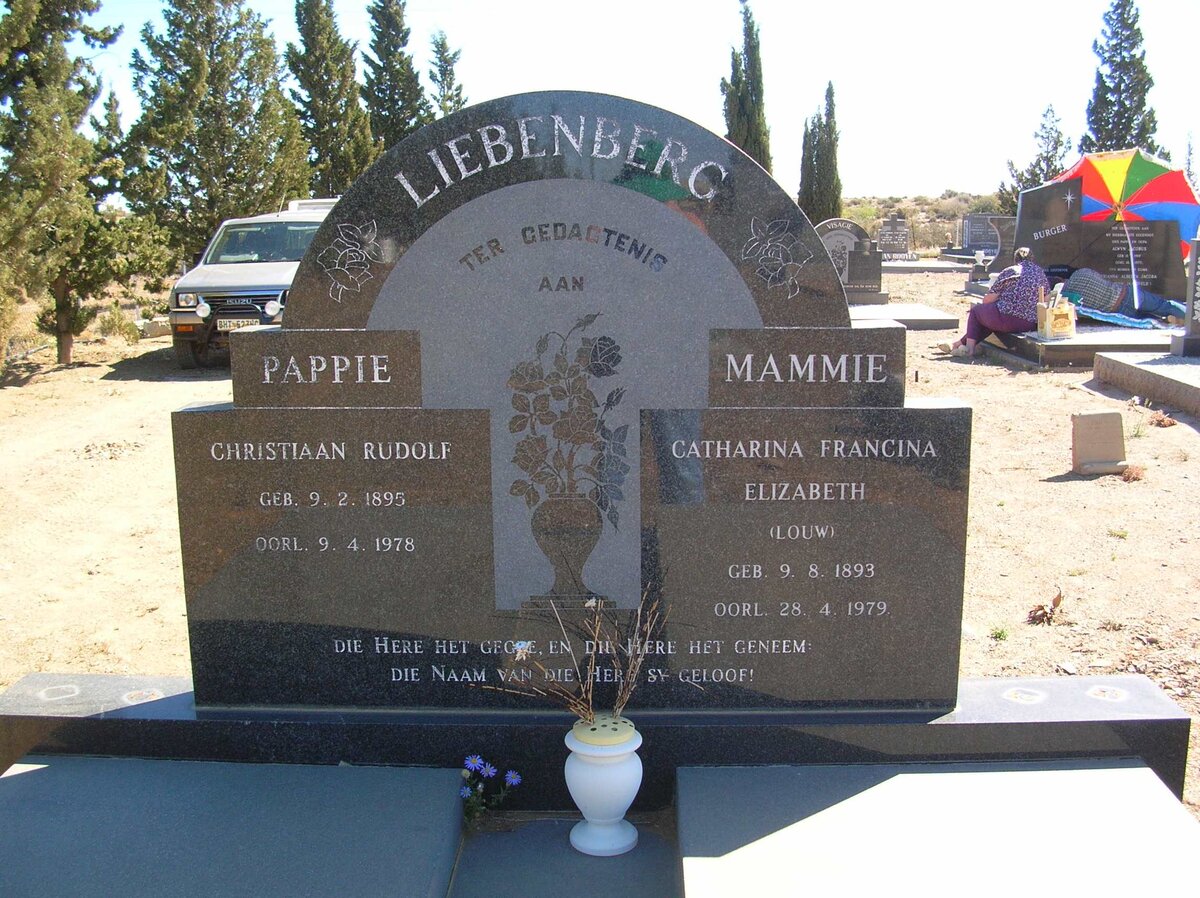 LIEBENBERG Christiaan Rudolf 1895-1978 &amp; Catharina Francina Elizabeth LOUW 1893-1979