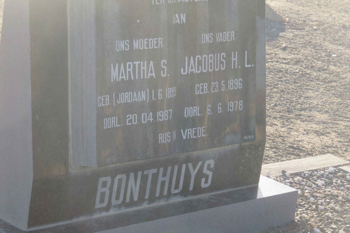 BONTHUYS Jacobus H.L. 1896-1978 &amp; Martha S. JORDAAN 1899-1987