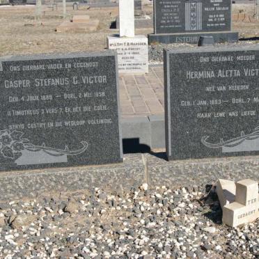 VICTOR Casper Stefanus C. 1889-1958 &amp; Hermina Aletta nee VAN HEERDEN 1893-1981