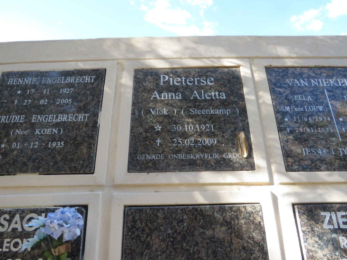 PIETERSE Anna Aletta voorheen VLOK nee STEENKAMP 1921-2009