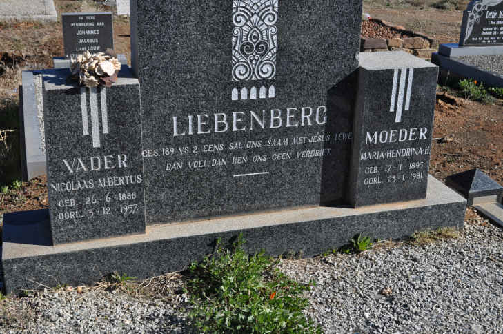 LIEBENBERG Nicolaas Albertus 1898-1957 &amp; Maria Hendrina 1899-1961