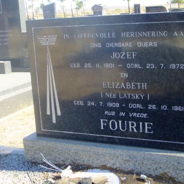 FOURIE Jozef 1901-1972 &amp; Elizabeth LATSKY 1909-1961