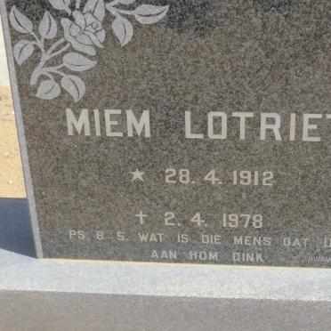 LOTRIET Miem 1912-1978