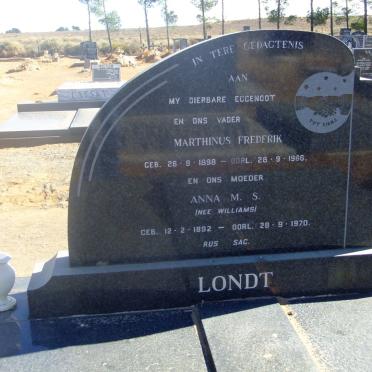 LONDT Marthinus Frederik 1898-1966 &amp; Anna M.S. WILLIAMS 1892-1970