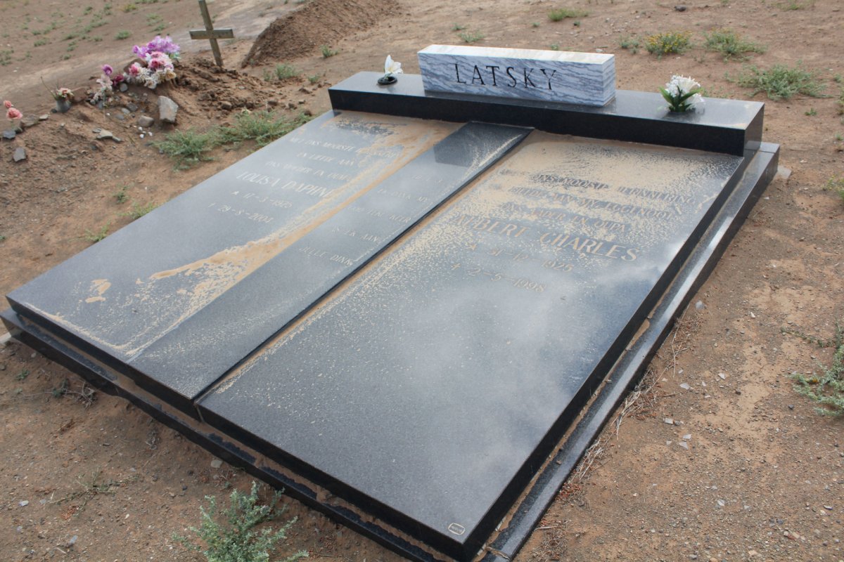 LATSKY Albert Charles 1925-1998 &amp; Louisa Daphne 1925-2004