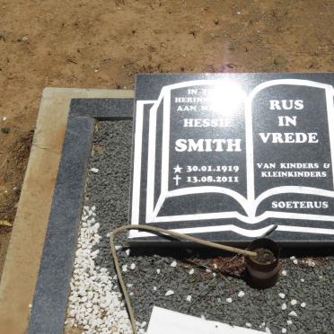 SMITH Hessie 1919-2011