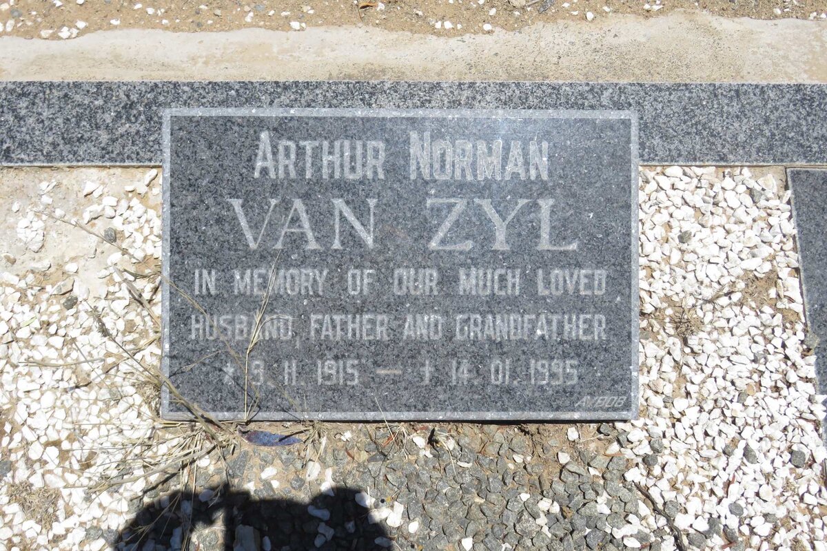 ZYL Arthur Norman, van 1915-1995