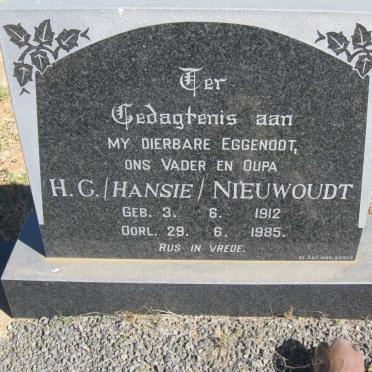NIEUWOUDT H.G. 1912-1985