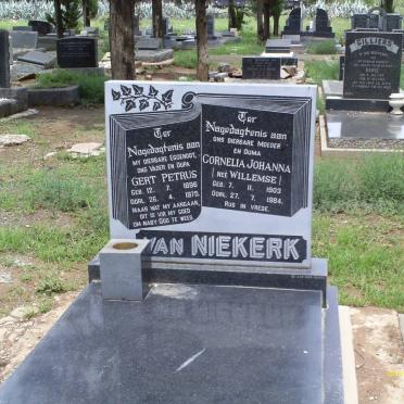 NIEKERK Gert Petrus, van 1896-1975 &amp; Cornelia Johanna WILLEMSE 1903-1984