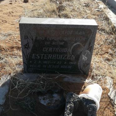 E - Surnames :: Vanne - E