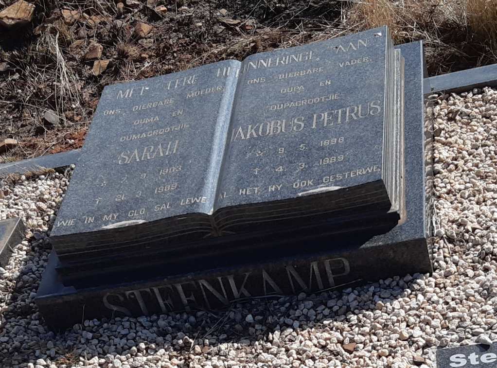 STEENKAMP Jakobus Petrus 1898-1989 &amp; Sarah 1903-1989