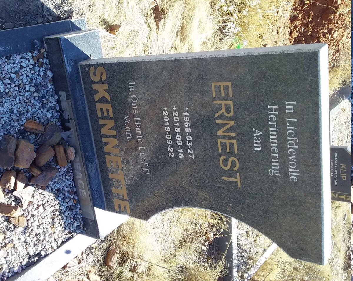 SKENNETTE Ernest 1966-2018