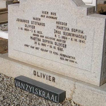 OLIVIER Johannes Stefanus 1854-1933 &amp; Martha Sophia SIEBERHAGEN 1854-1941
