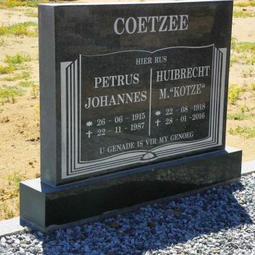 COETZEE Petrus Johannes 1915-1987 &amp; Huibrecht M. KOTZE 1918-2016