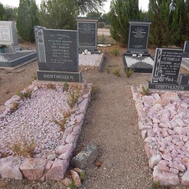 OOSTHUIZEN Gert Adriaan 1883-1955 &amp; Petronella Susanna KOTZÉ 1901-1993