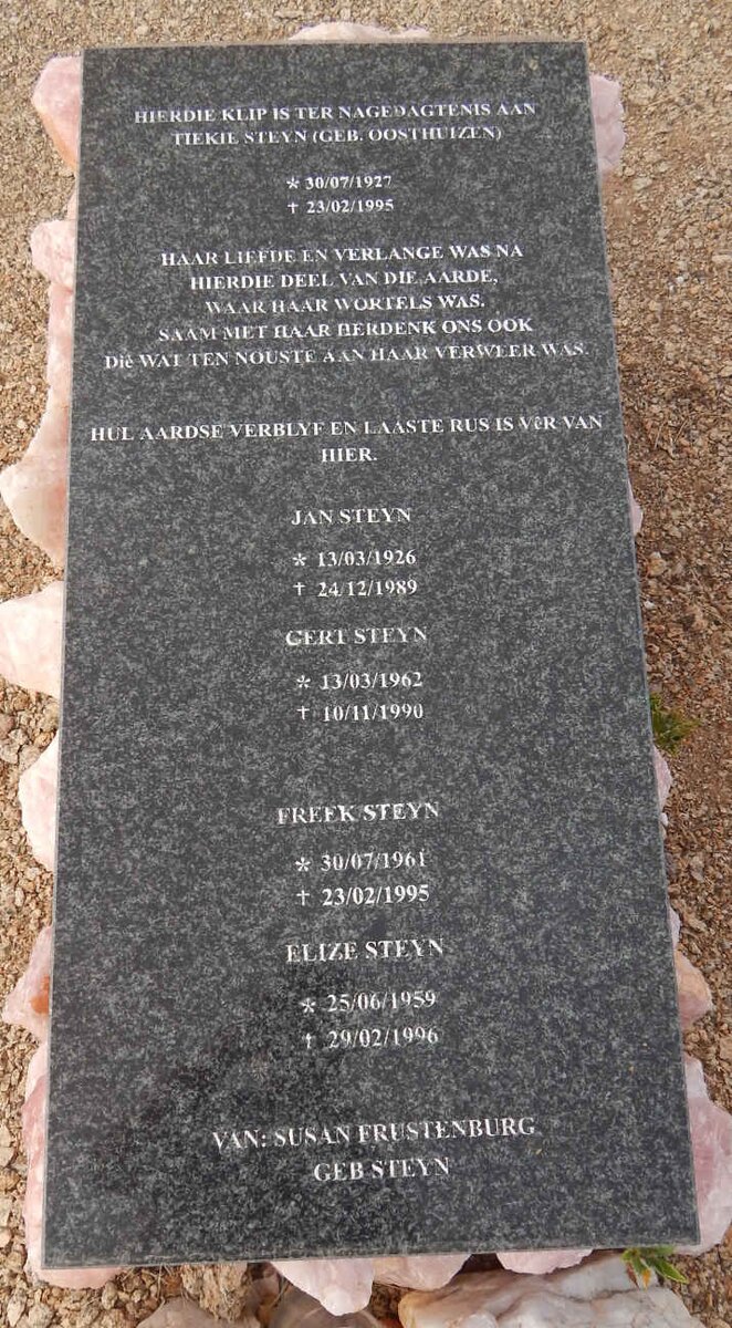 STEYN Tiekie nee OOSTHUIZEN 1927-1995