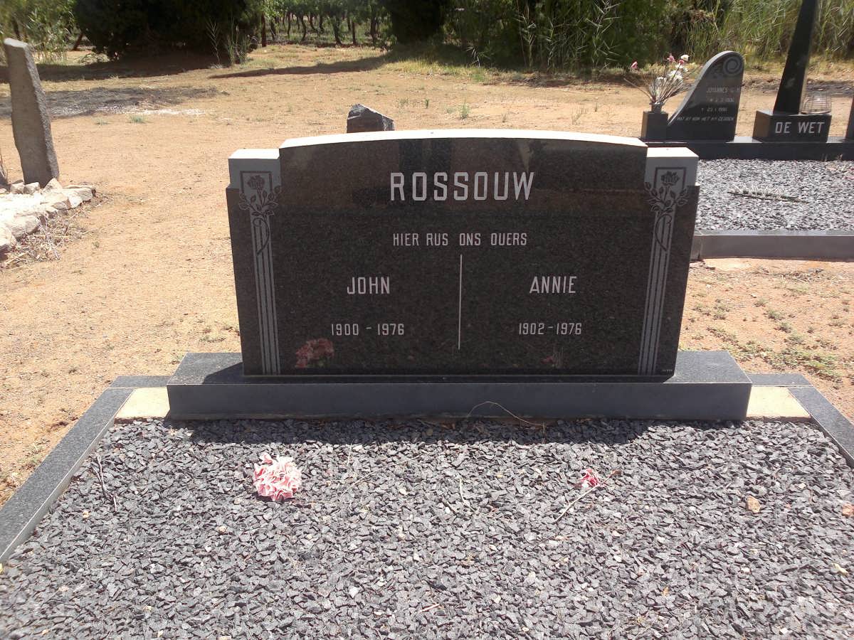 ROSSOUW John 1900-1976 &amp; Annie 1902-1976