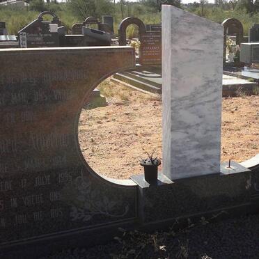 ? Eduard Albertus 1944-1995