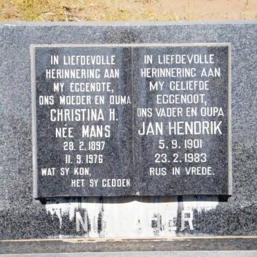 N - Vanne :: Surnames - N