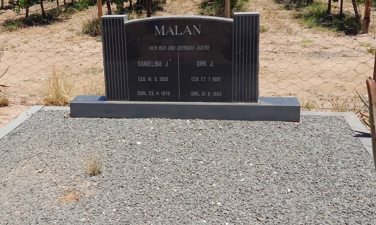 MALAN Dirk J. 1892-1965 &amp; Daniëlina J. 1900-1979