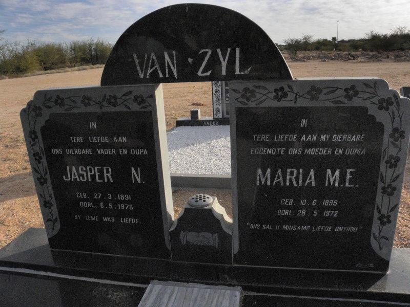 ZYL Jasper N., van 1891-1978 &amp; Maria M.E. 1899-1972