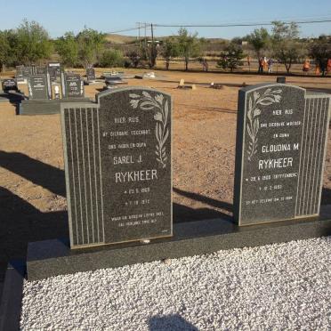 RYKHEER Sarel J. 1900-1972 &amp; Gloudina M. GRYFFENBURG 1905-1993