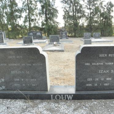 LOUW Izak S. 1886-1987 &amp; Regina M. 1893-1967