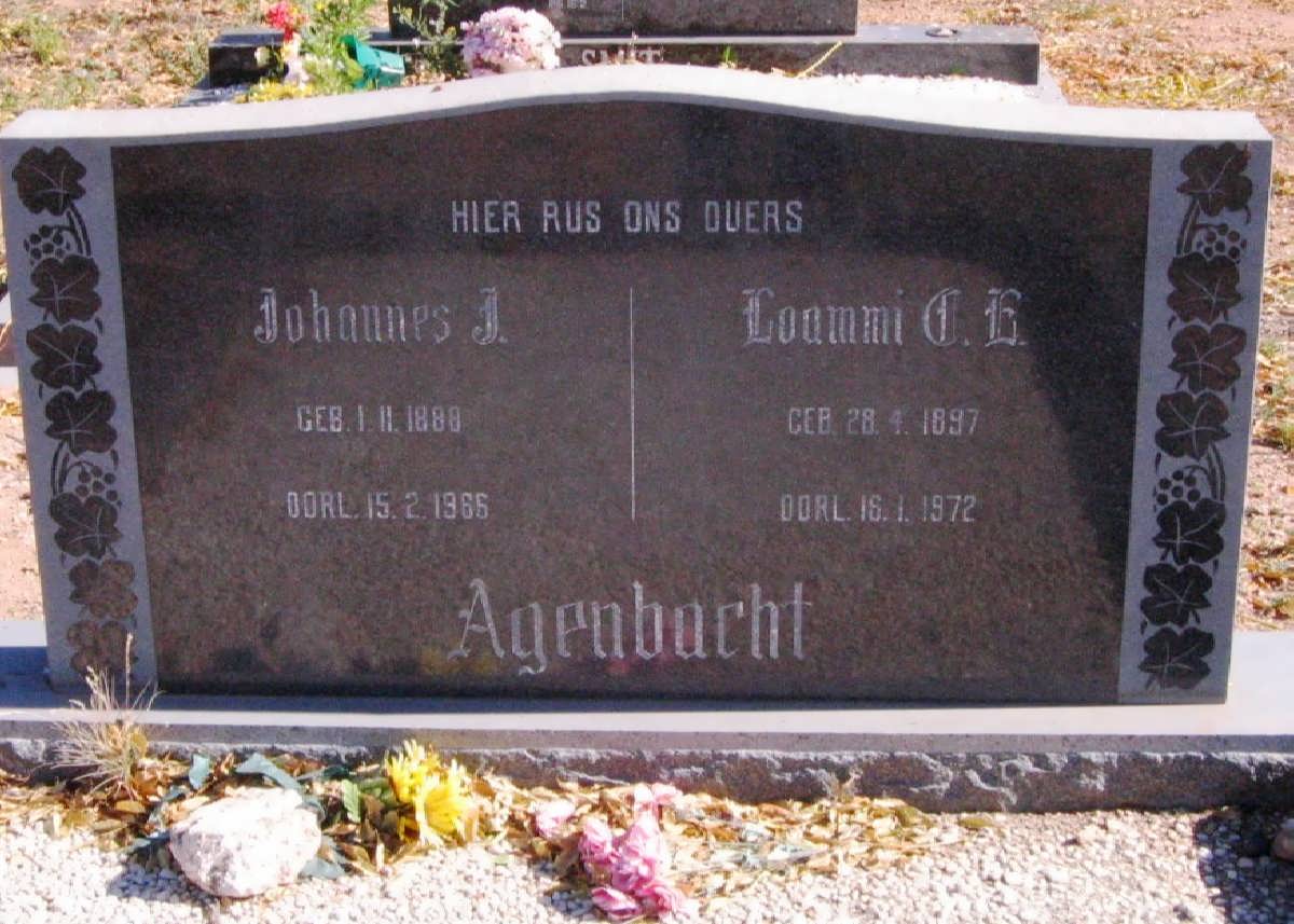 AGENBACHT  Johannes J. 1888-1965 &amp; Loammi C.E. 1897-1972