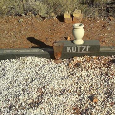 KOTZÉ Johannes Paulus 1922-2001