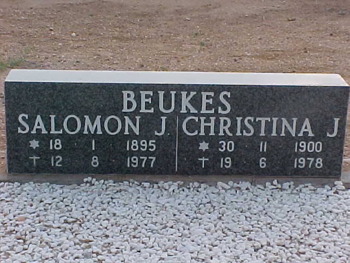 BEUKES Salomon J. 1895-1977 &amp; Christina J. 1900-1978
