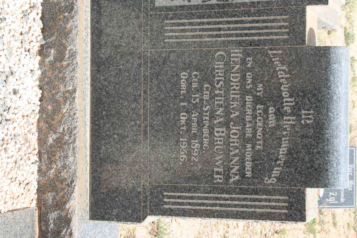 BRUWER Hendrieka Johanna Christiena nee STEINBERG 1892-1956