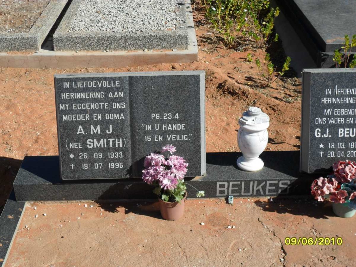 BEUKES A.M.J. nee SMITH 1933-1995