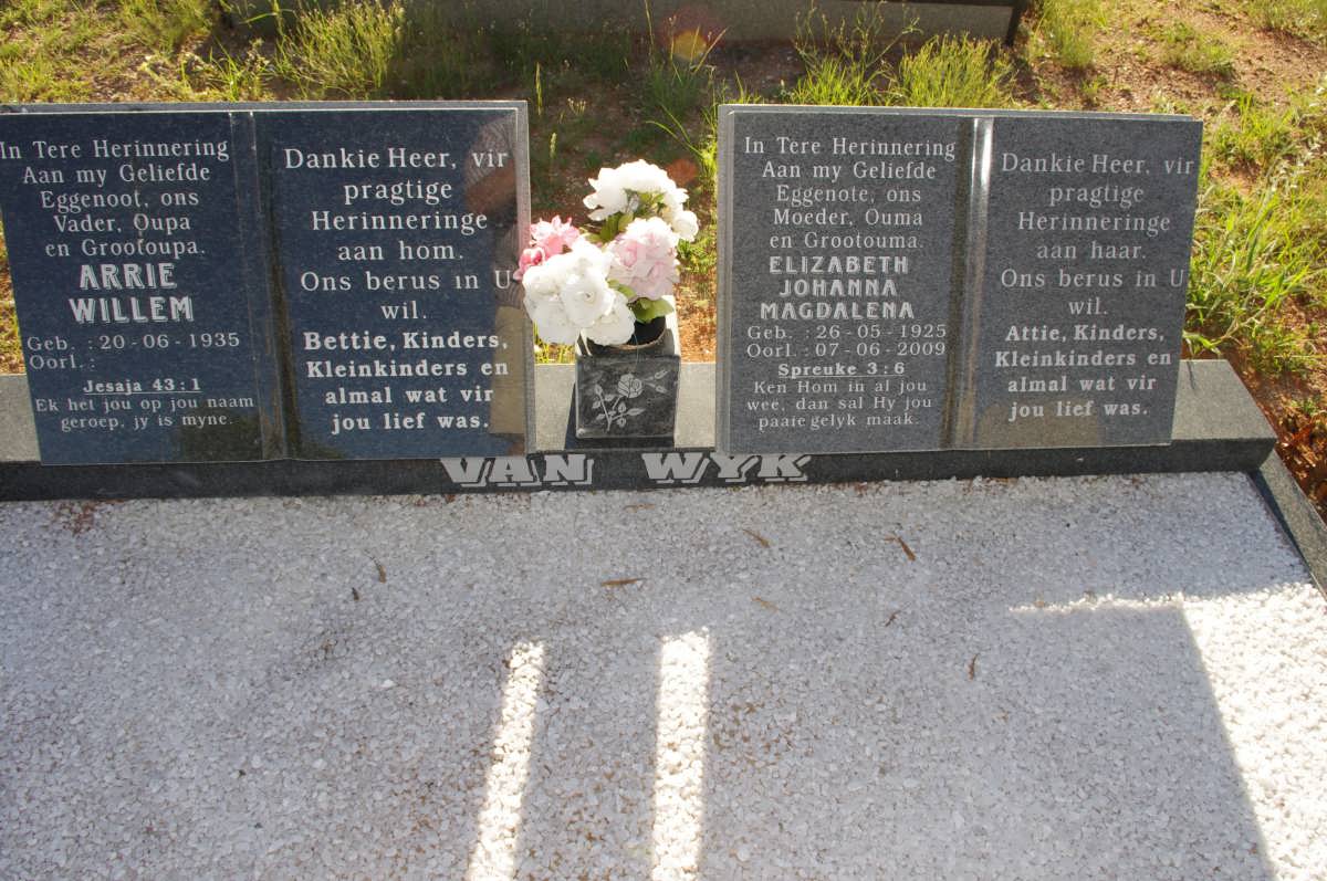 WYK Arrie Willem, van 1935- &amp; Elizabeth Johanna Magdalena 1925-2009 :: DIPPENAAR Carl Frederik 1981-2001