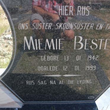 BESTER Miemie 1942-1999