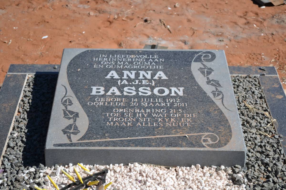 BASSON Anna J.E. 1912-2011