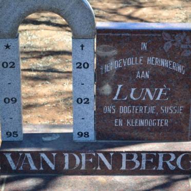BERG Lune, van den 1995-1998