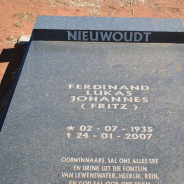 NIEUWOUDT Ferdinand Lukas Johannes 1935-2007