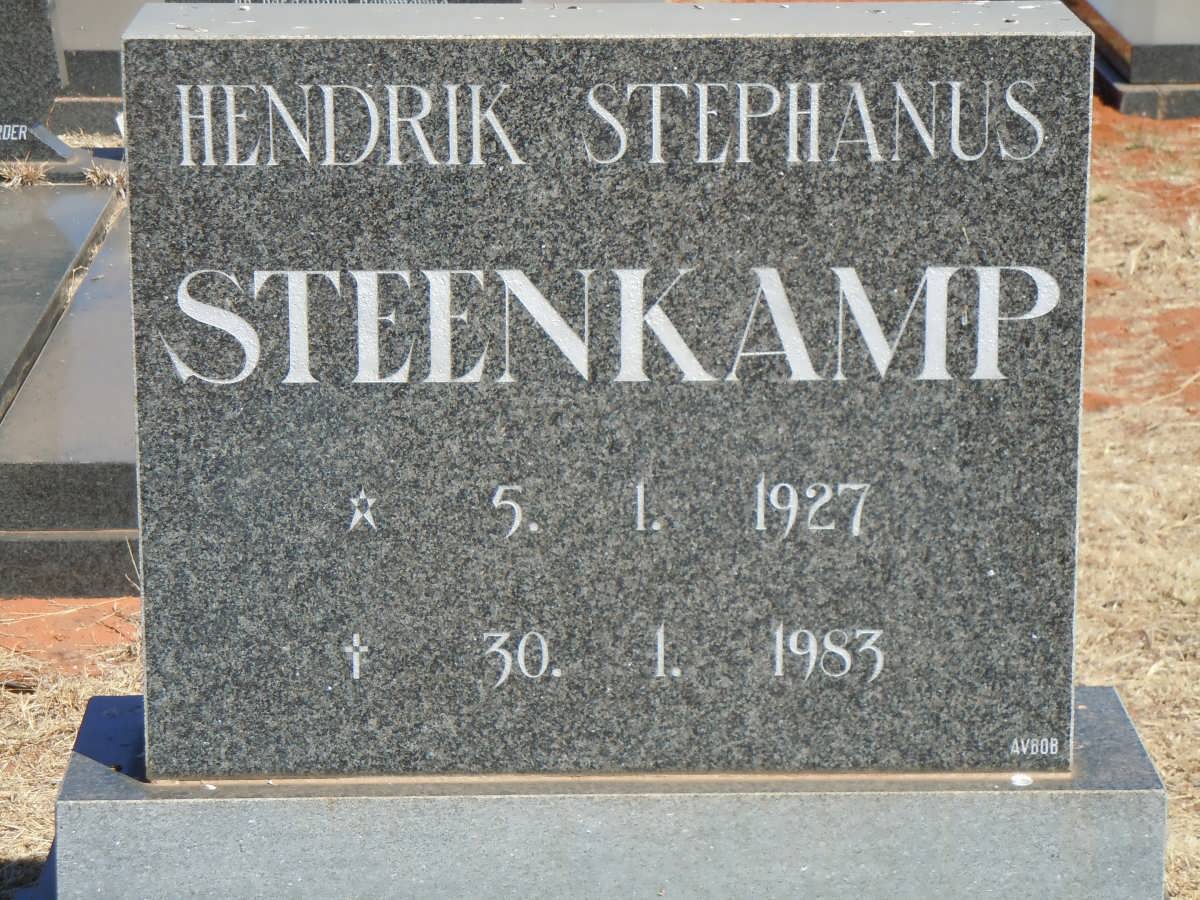 STEENKAMP Hendrik Stephanus 1927-1983