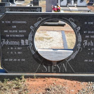 STEYN Johannes 1922-1987 &amp; Johanna M.M. 1937-1997