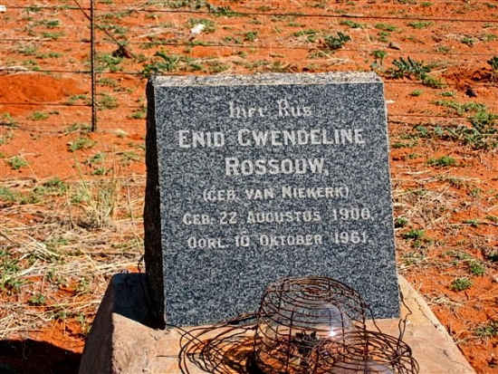 ROSSOUW Enid Gwendeline nee VAN NIEKERK 1900-1961