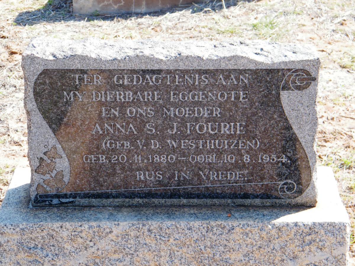 FOURIE Anna S.J. nee V.D. WESTHUIZEN 1880-1954
