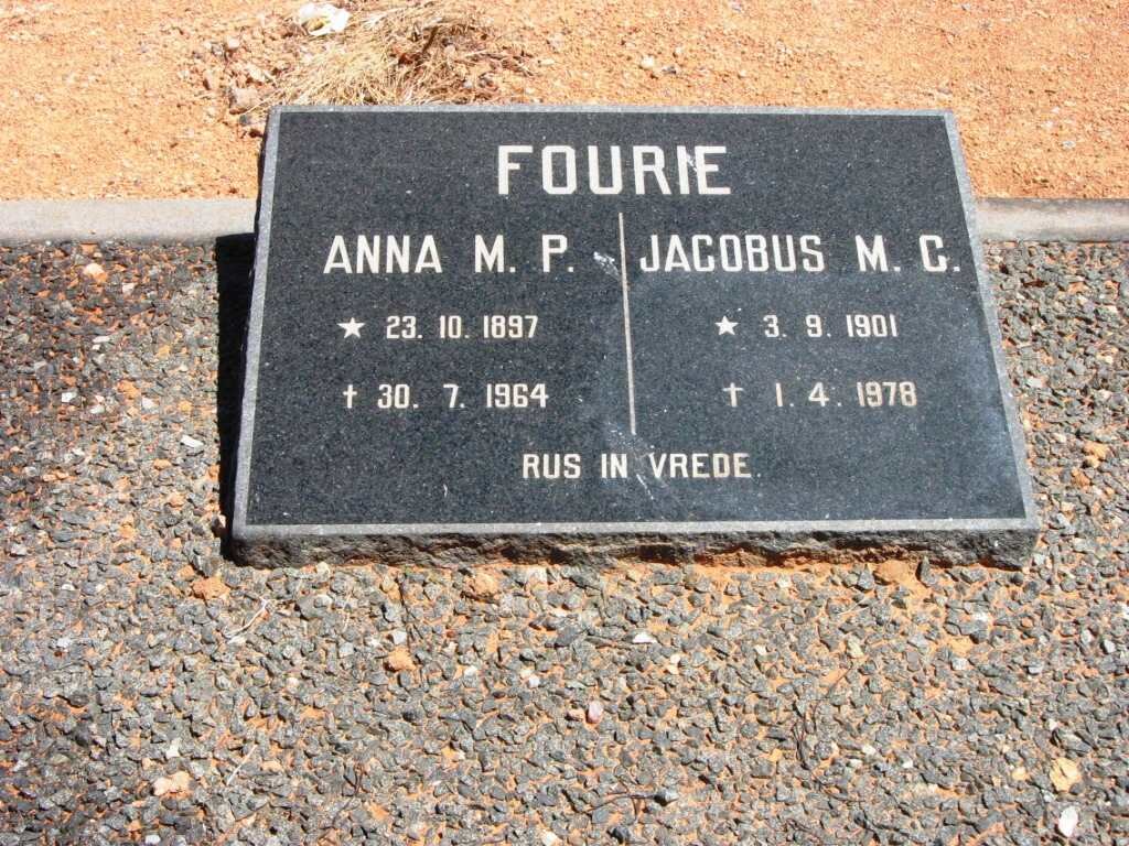 FOURIE Jacobus M.C. 1901-1978 &amp; Anna M.P. 1897-1964