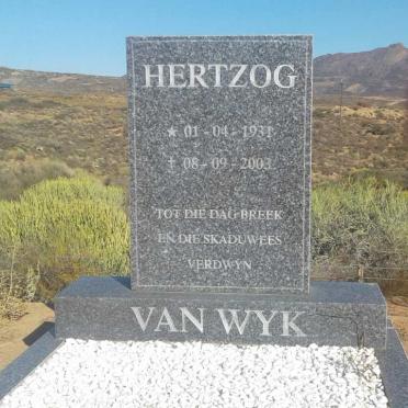WYK Hertzog, van 1931-2003