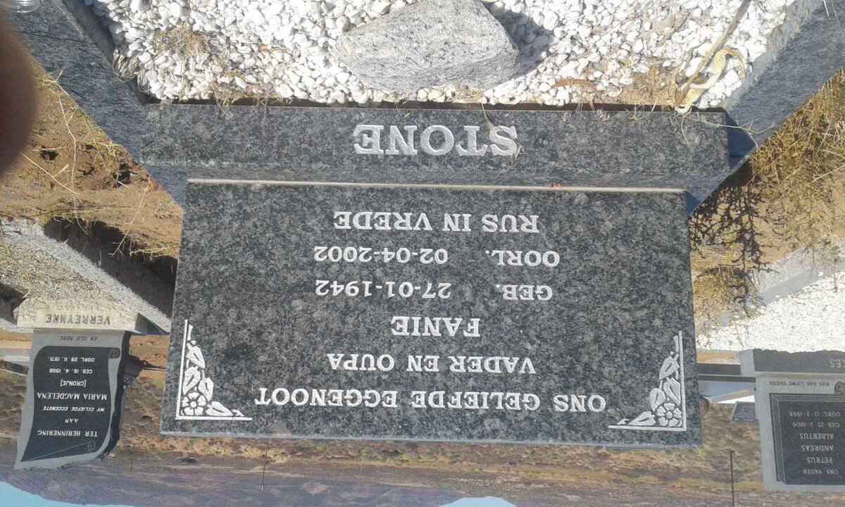 STONE Fanie 1942-2002