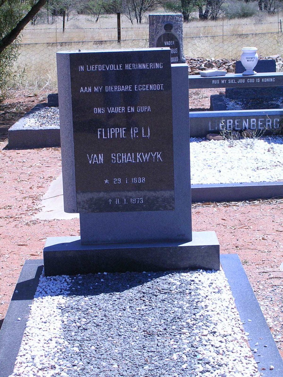 SCHALKWYK P.L., van 1888-1973