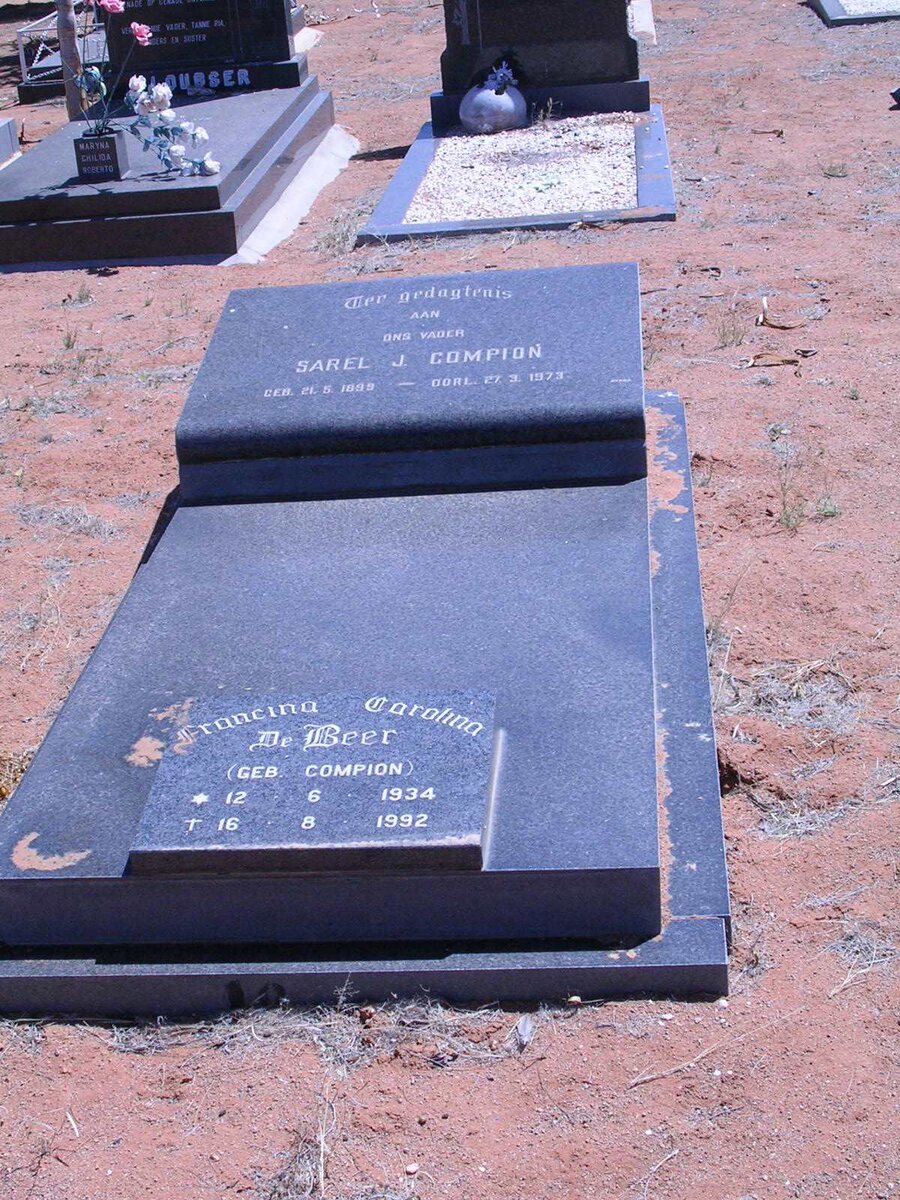 COMPION Sarel J. &amp;  Francina Carolina DE BEER 1934-1992